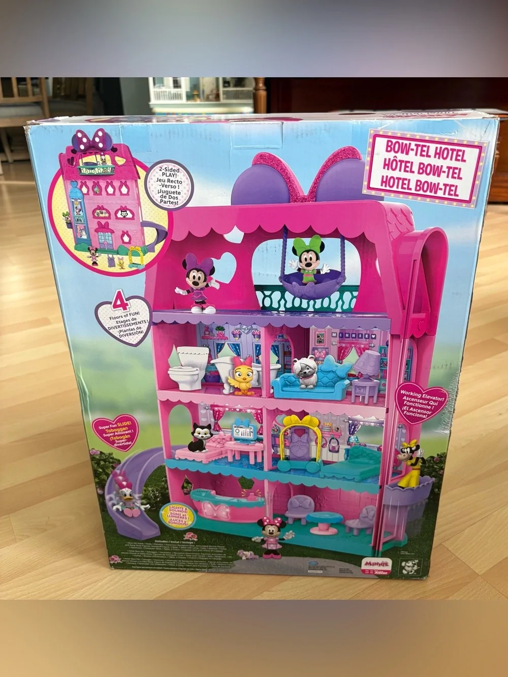 Disney JR Minnie Mouse Bow-Tel Hotel Playset with 4 Floors & 7 Rooms *NEW*
